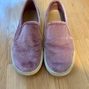 Loft pink velour slides